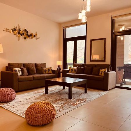 One 2Bhk Elegant Apartment In Muscat Bay 03 Екстер'єр фото