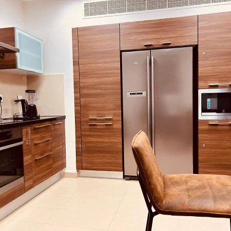 One 2Bhk Elegant Apartment In Muscat Bay 03 Екстер'єр фото