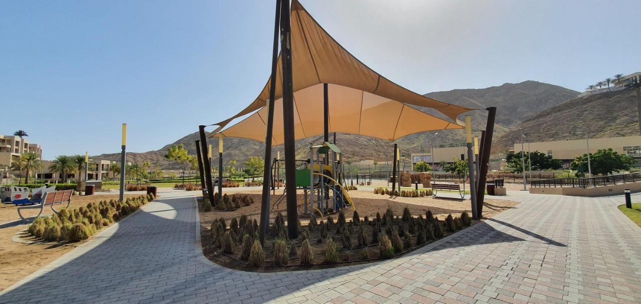 One 2Bhk Elegant Apartment In Muscat Bay 03 Екстер'єр фото
