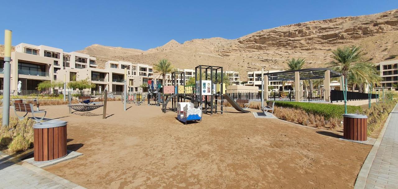 One 2Bhk Elegant Apartment In Muscat Bay 03 Екстер'єр фото