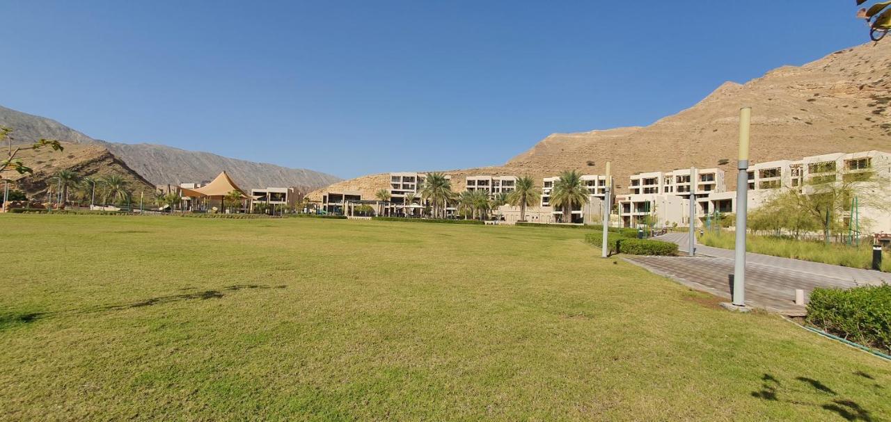 One 2Bhk Elegant Apartment In Muscat Bay 03 Екстер'єр фото