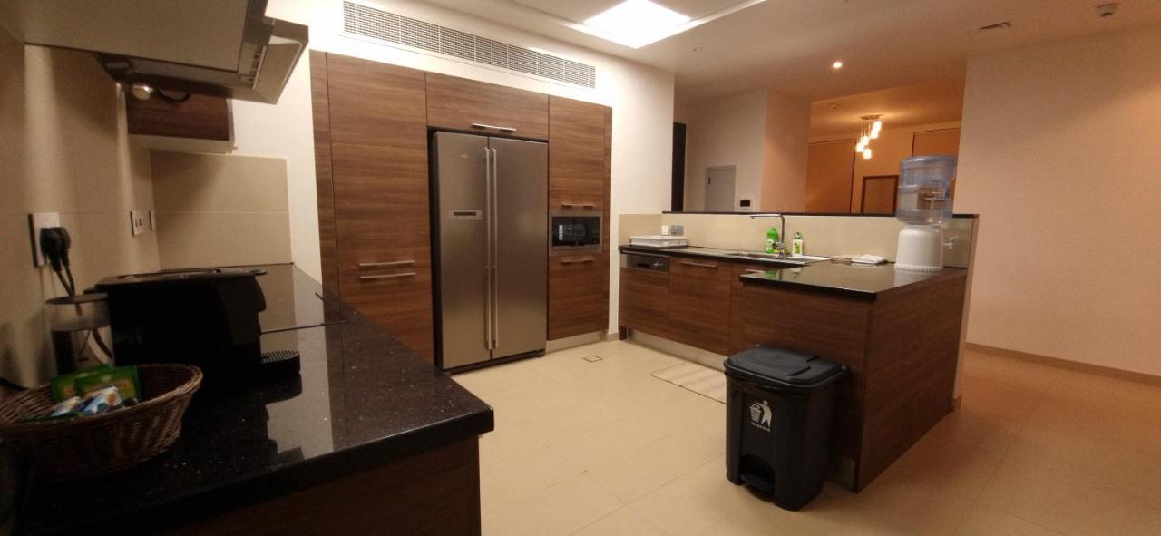 One 2Bhk Elegant Apartment In Muscat Bay 03 Екстер'єр фото
