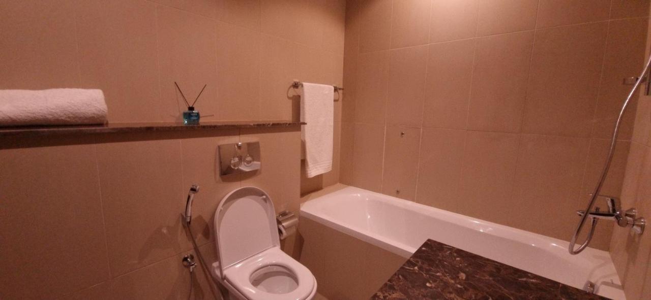 One 2Bhk Elegant Apartment In Muscat Bay 03 Екстер'єр фото