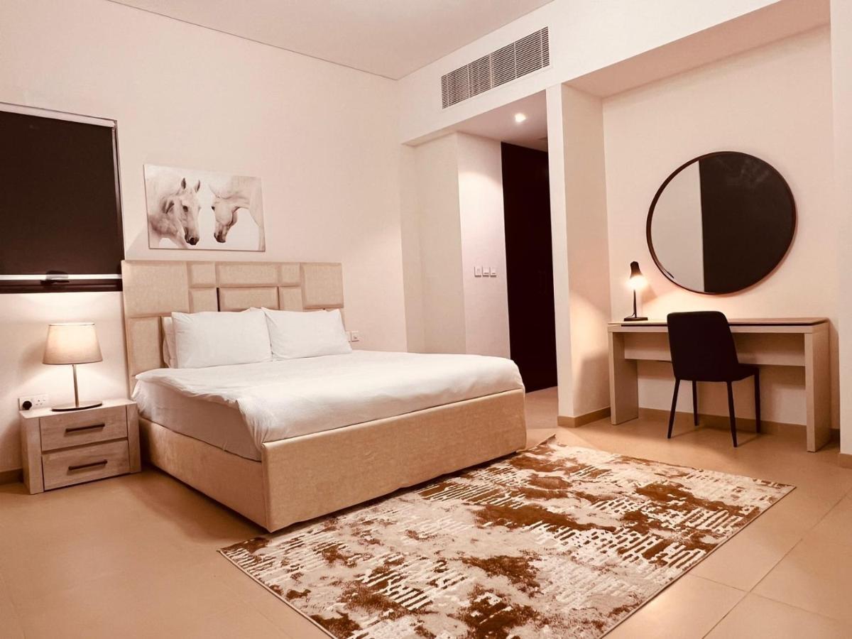 One 2Bhk Elegant Apartment In Muscat Bay 03 Екстер'єр фото